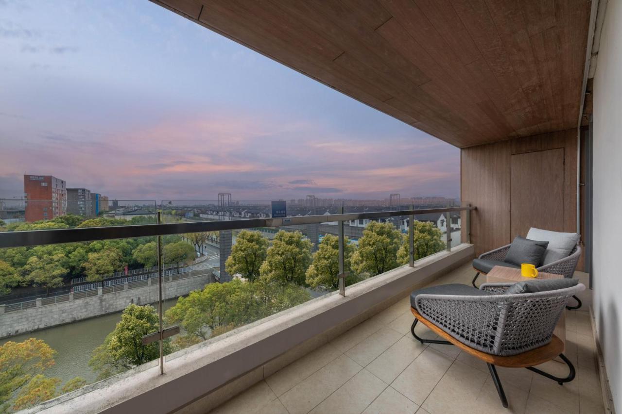 Holiday Inn Express Shanghai Pujiang By Ihg Экстерьер фото