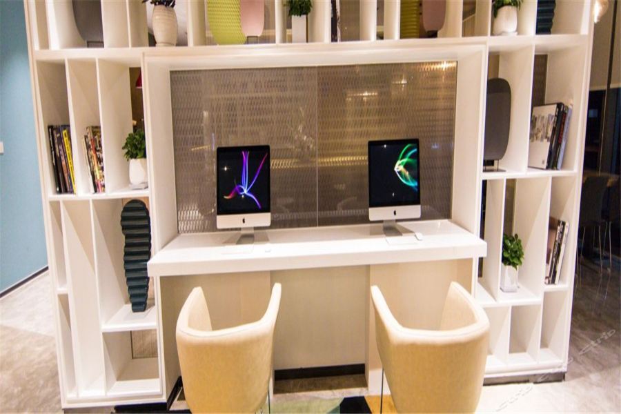 Holiday Inn Express Shanghai Pujiang By Ihg Экстерьер фото